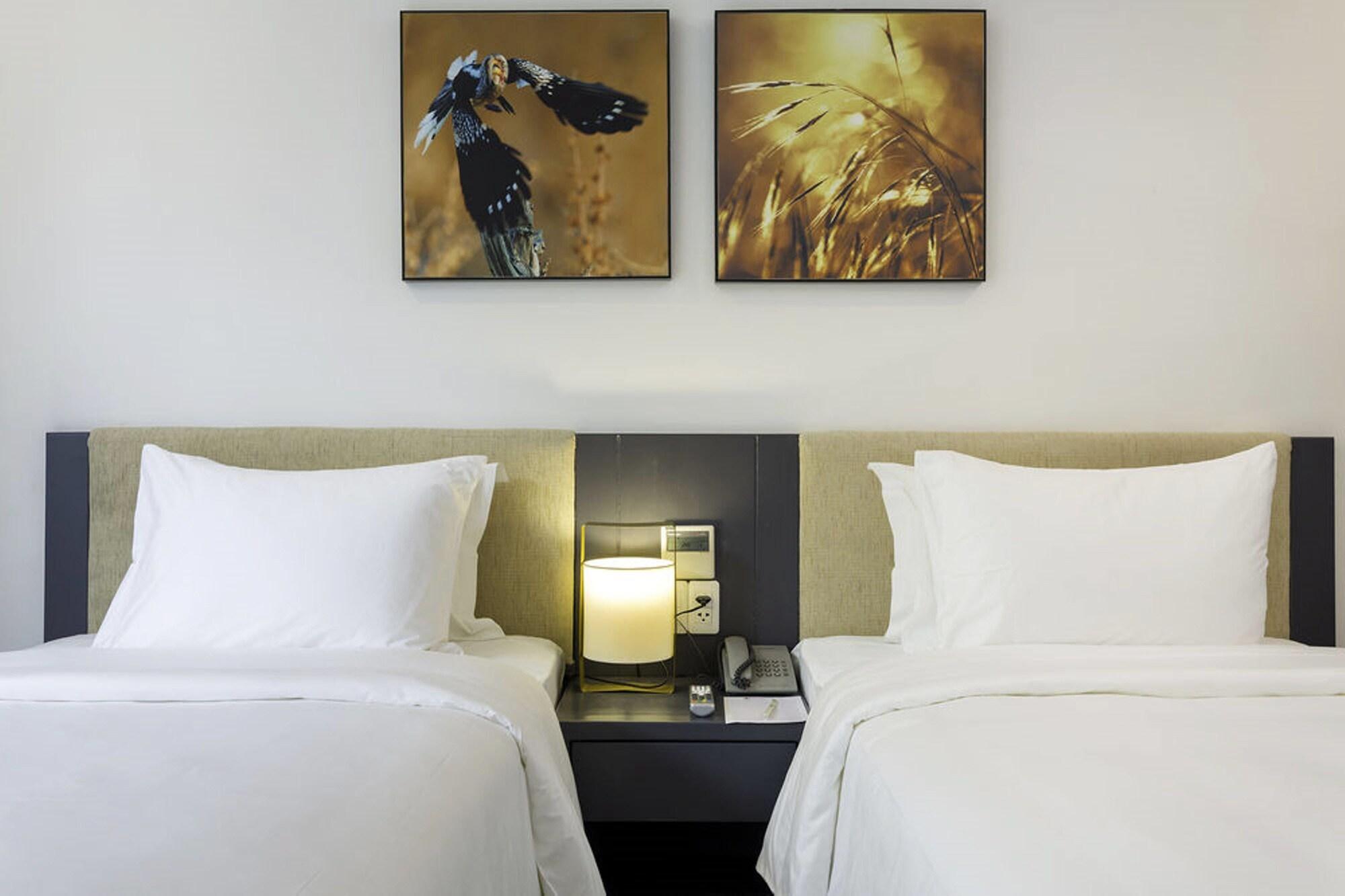 Calista Sai Gon Hotel Хошимін Екстер'єр фото