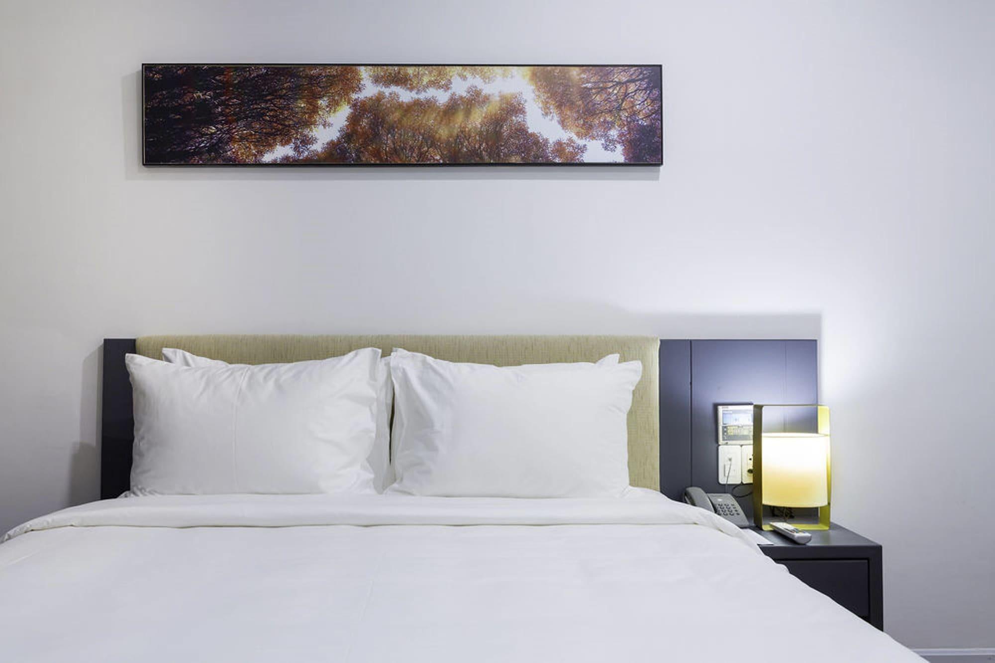 Calista Sai Gon Hotel Хошимін Екстер'єр фото