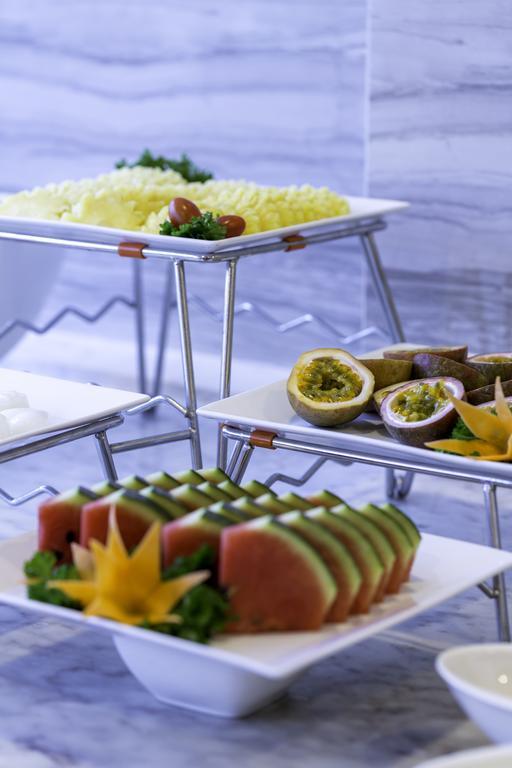 Calista Sai Gon Hotel Хошимін Екстер'єр фото